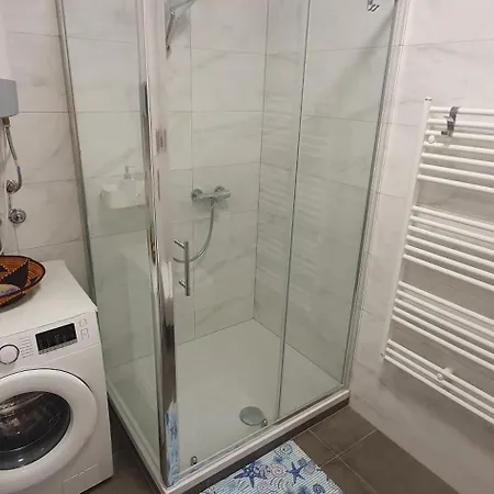 Dino, Apartamento Zadar