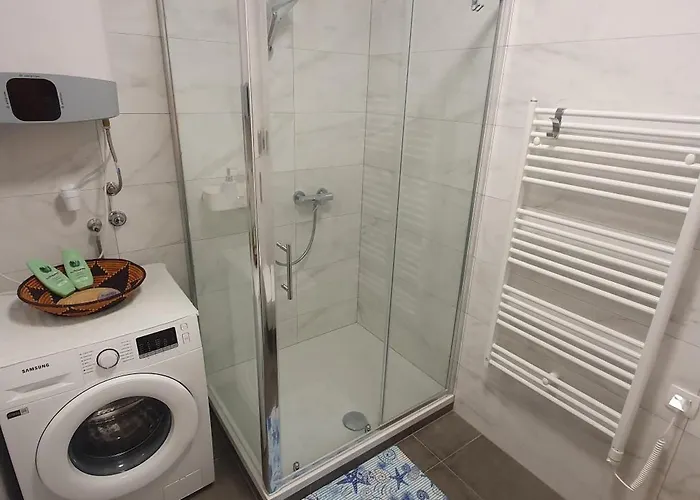 Dino, شقة زادار